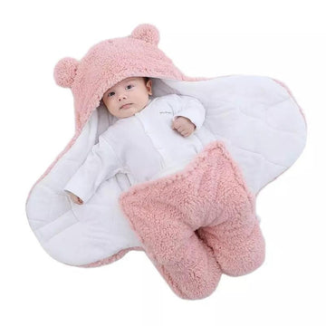 Baby Swaddle Blanket Cartoon Bear Plush Windproof Wrap
