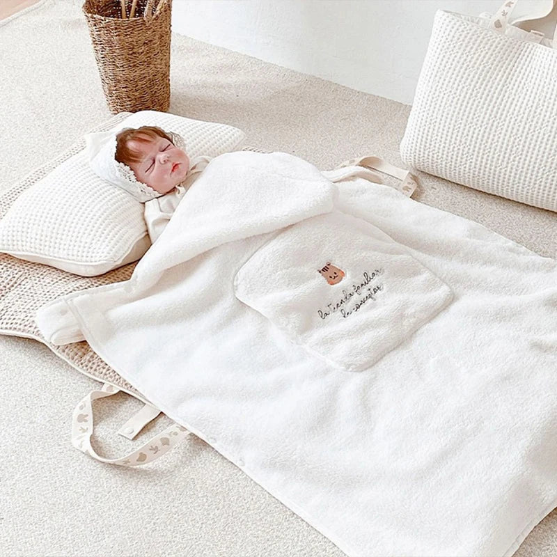 Baby Swaddle Blanket Cartoon Bear Plush Windproof Wrap